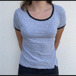 Vêtements Femme T-shirts manches courtes Jennifer T-shirt gris Gris