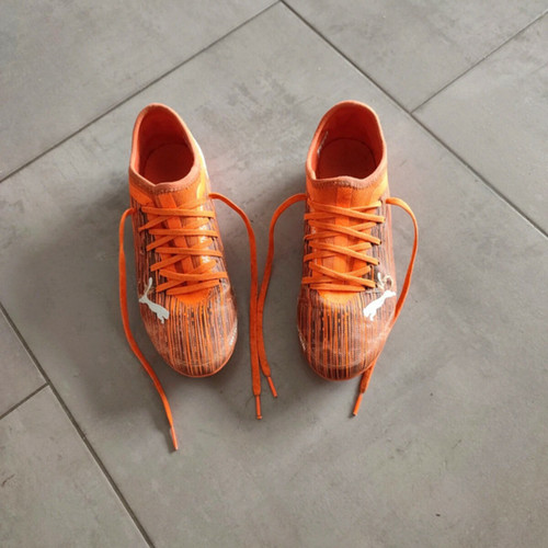 Chaussures Garçon Football Puma Chauussures de foot T.37 Orange