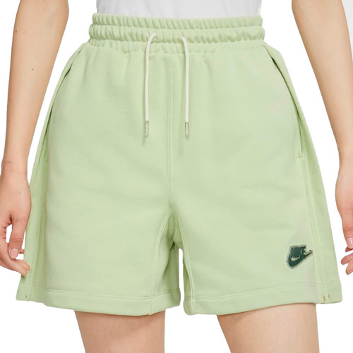 Vêtements Femme Shorts / Bermudas Nike CZ9249-371 Vert