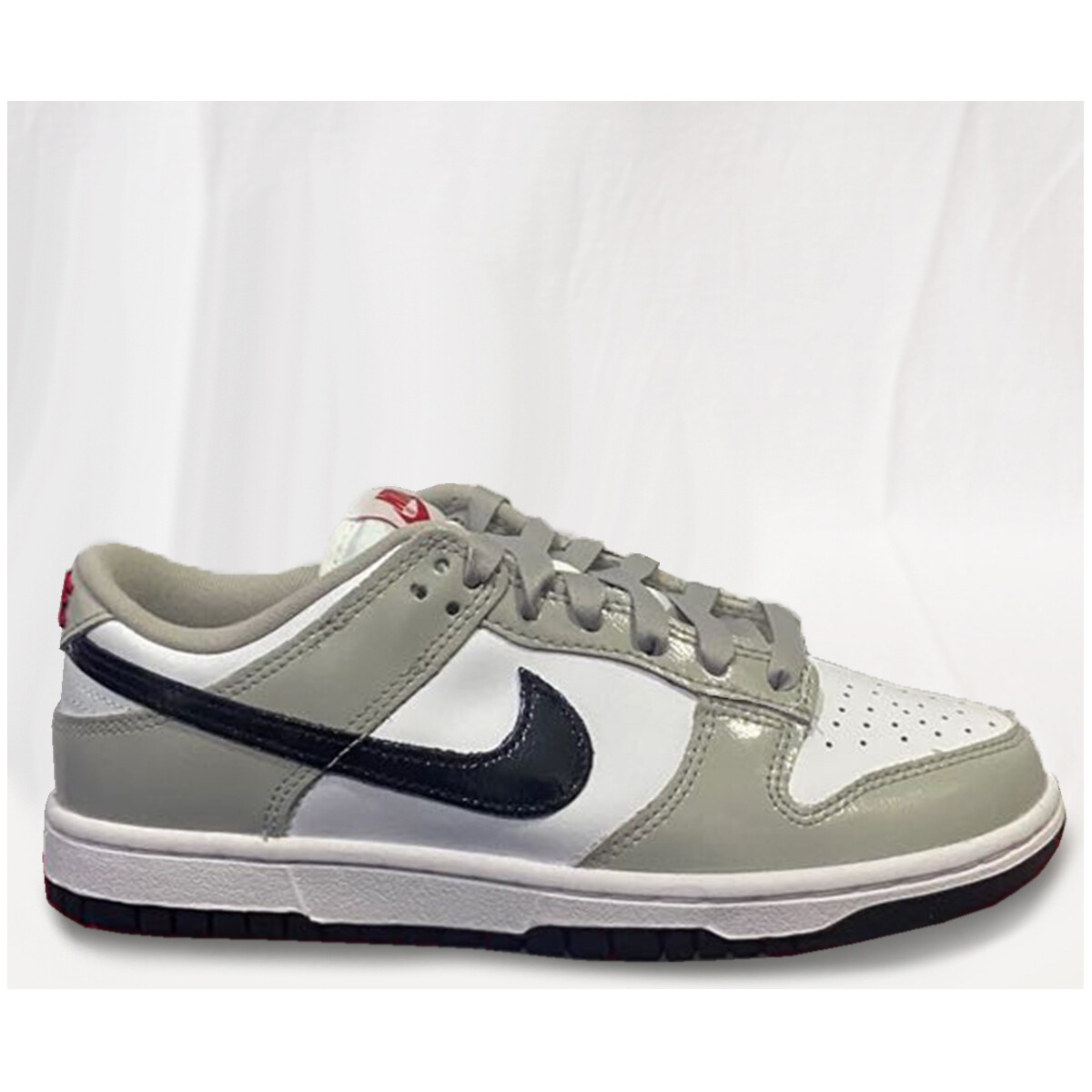 Chaussures Femme Baskets basses Nike Nike Dunk Low ESS Light Iron Ore - DQ7576-001 - Taille : 37.5 FR Gris