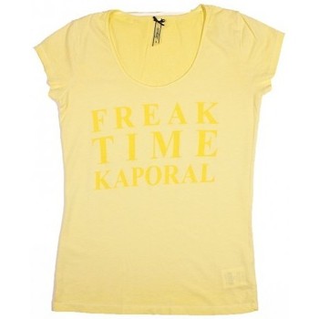 Vêtements Femme Polos manches courtes Kaporal T-Shirt Femme FREAKE Yellow Jaune