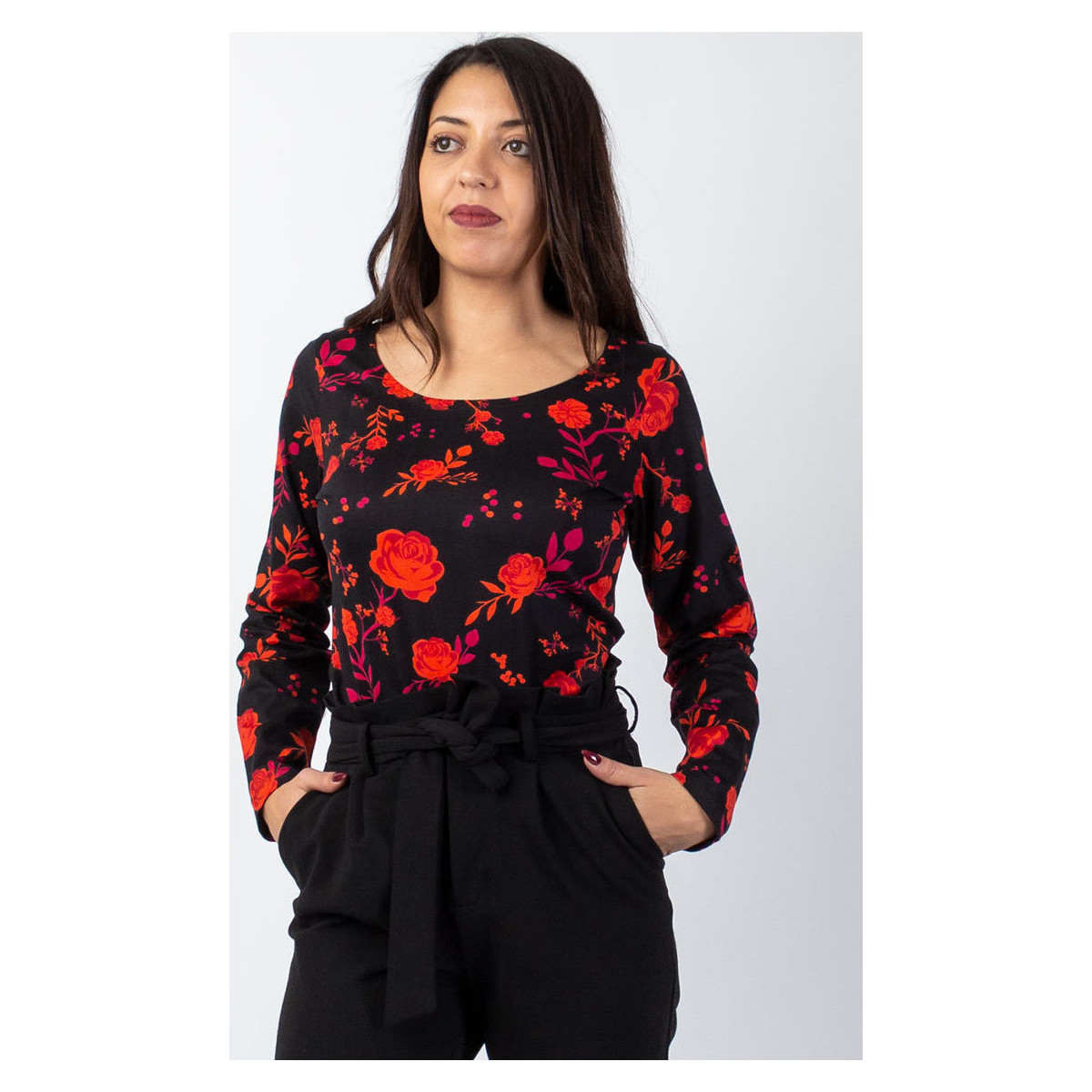 Vêtements Femme Tops / Blouses Coton Du Monde en coton col rond SUMAN imprimé fleuri rouge Noir
