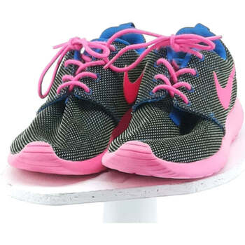 Chaussures Femme Baskets basses Nike paire de baskets  36.5 Vert Vert