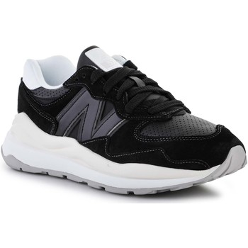 Chaussures Homme Baskets basses New Balance M5740SLB Noir