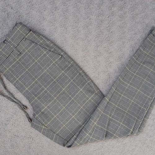 Vêtements Femme Pantalons 5 poches Bizzbee Pantalon à carreaux Autres