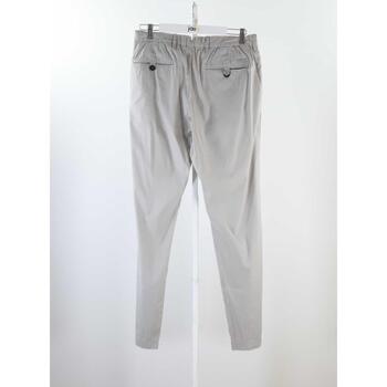 Prada Pantalons Carot en coton Gris