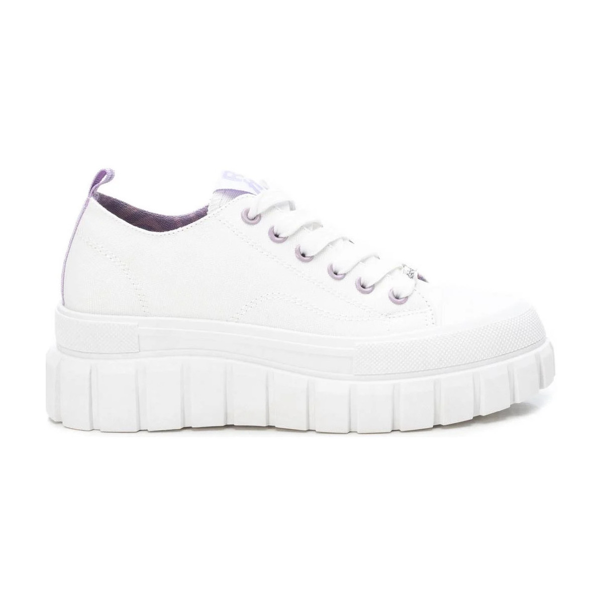 Chaussures Femme Baskets mode Refresh 17074605 Blanc
