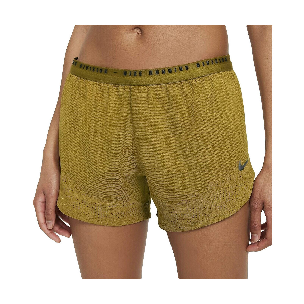 Vêtements Femme Shorts / Bermudas Nike DC5243-318 Jaune