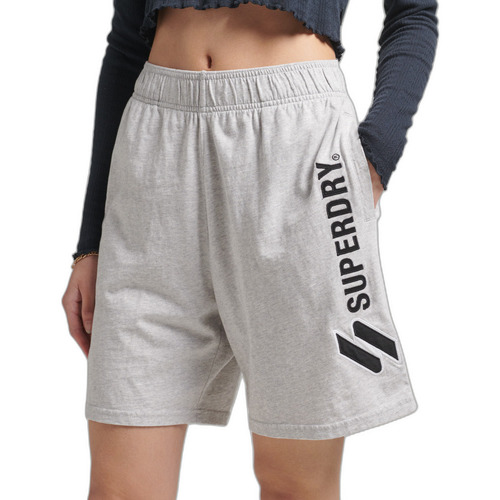 Vêtements Femme Shorts / Bermudas Superdry Short motif appliqué femme  Boy Code Gris