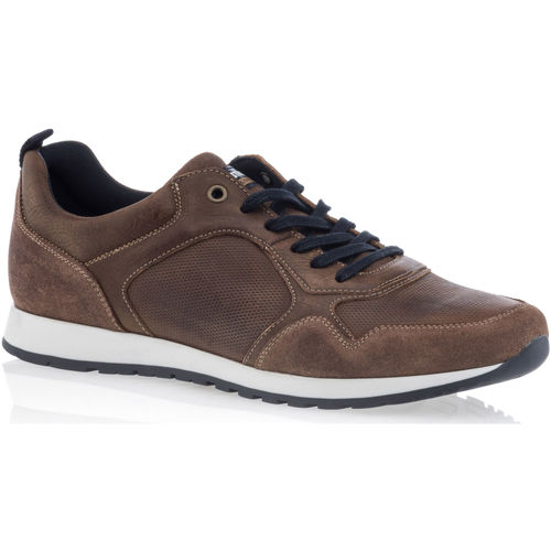 Chaussures Homme Baskets basses Staten Street Baskets / sneakers Simple Homme Marron Marron
