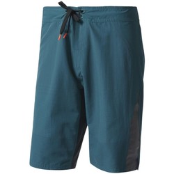 Vêtements Homme Shorts / Bermudas adidas Originals Crazytrain Premium Shorts Vert