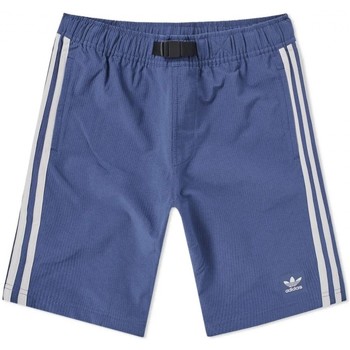 Vêtements Homme Shorts / Bermudas adidas Originals Aerotech Bleu