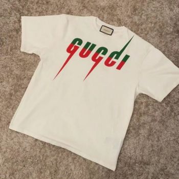 Vêtements Homme T-shirts manches courtes Gucci Tshirt gucci Taille M. Beige