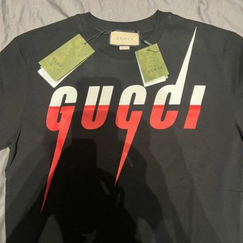 Vêtements Homme GUCCI 55mm LEATHER WALLET WITH CHAIN Gucci 55mm T-Shirt GUCCI 55mm blade Tg : L Noir