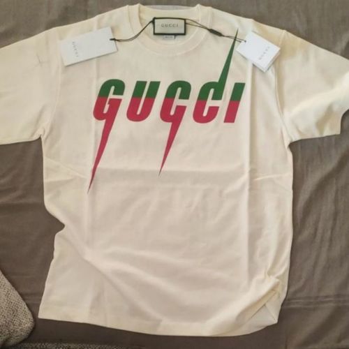 Vêtements Homme T-shirts manches courtes Zickzackmuster Gucci Je vends le maillot Zickzackmuster Gucci  T Beige