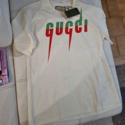 Vêtements mirosoft T-shirts manches courtes Gucci T shirt Gucci Beige