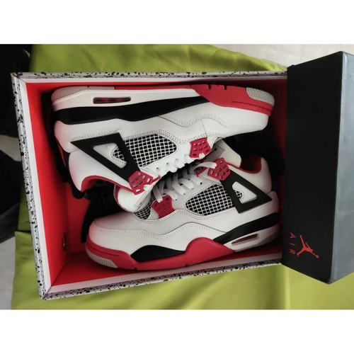 Chaussures Homme Basketball Nike Jordan 4 Blanc