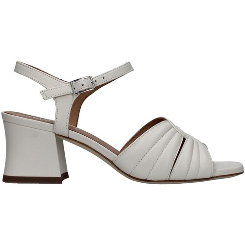 Chaussures Femme Shorts & Bermudas Tres Jolie 2177/ARIA Blanc