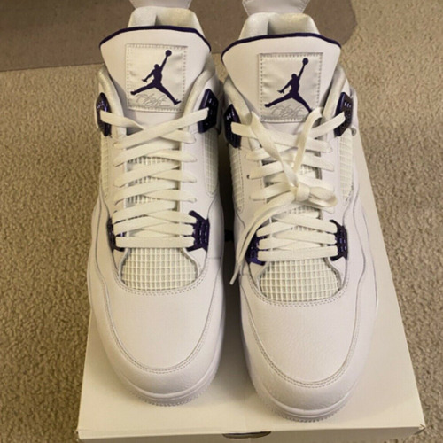 Chaussures Homme Basketball Air Jordan Latest Look at the Air vraies Jordan 3 Muslin Violet