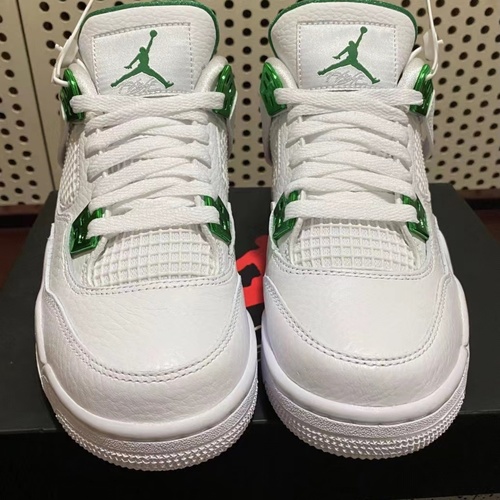 Chaussures Homme Basketball Air Jordan Nike Air Jordan 5 Retro Low Golf Grape Ice UK 9.5 US 10.5 100% Authentic New Vert
