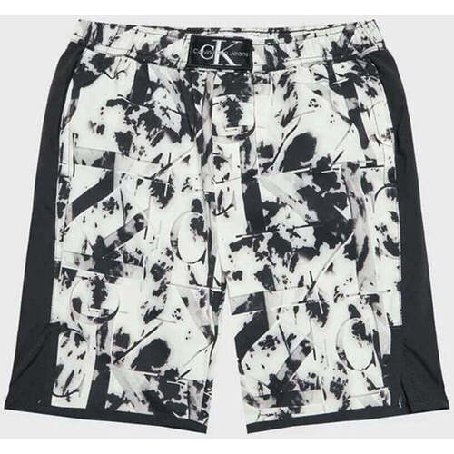 Vêtements Garçon Shorts / Bermudas Calvin Klein sportlichen JEANS  Multicolore