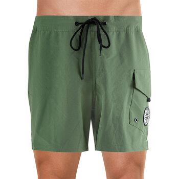 Vêtements Homme Maillots / Shorts de bain Athena Bermuda de bain homme Traveler Vert