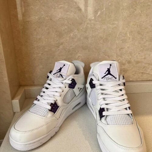 Chaussures Homme Basketball Nike couture Jordan 4 Violet