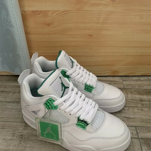 Chaussures Homme Baskets basses Nike AJ4 blanches et vertes Air Jordan 4 Vert
