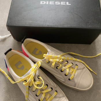Chaussures Femme Baskets basses Diesel Baskets diesel t 40 Blanc