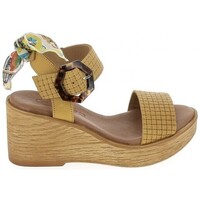 Chaussures Femme Tops / Blouses Goodstep Sandale GS4212 Camel Beige