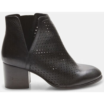 Chaussures Femme Boots Bata Bottines en cuir ajouré Famme Noir