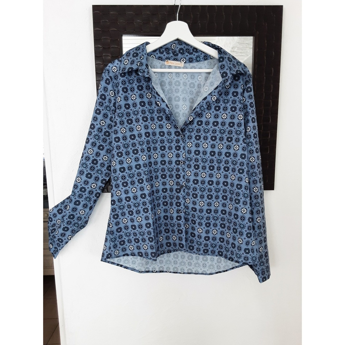 Vêtements Femme Chemises / Chemisiers New Laviva Chemise Bleu