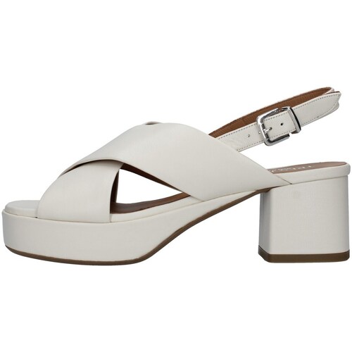 Chaussures Femme Shorts & Bermudas Tres Jolie 2153/NADA Blanc