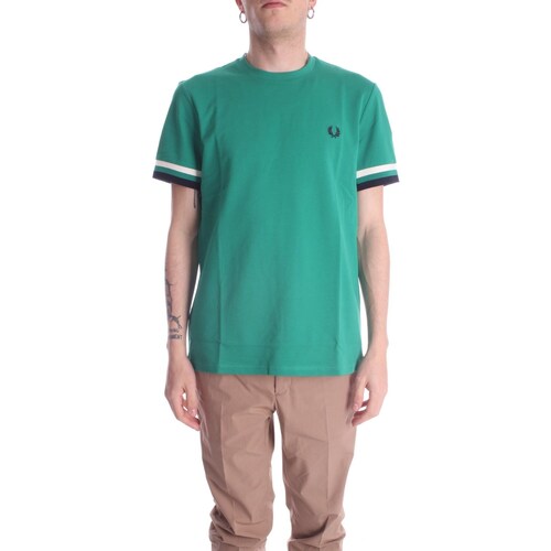 Vêtements Homme T-shirts manches courtes Fred Perry M5609 Vert