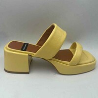 Chaussures Femme Sandales et Nu-pieds Angel Alarcon MULE COMPENSEE E23 Jaune