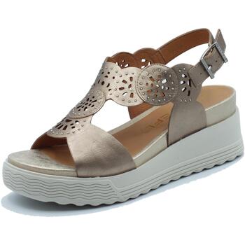 Chaussures Femme Sandales et Nu-pieds Stonefly 219127 Parky Laminated Doré