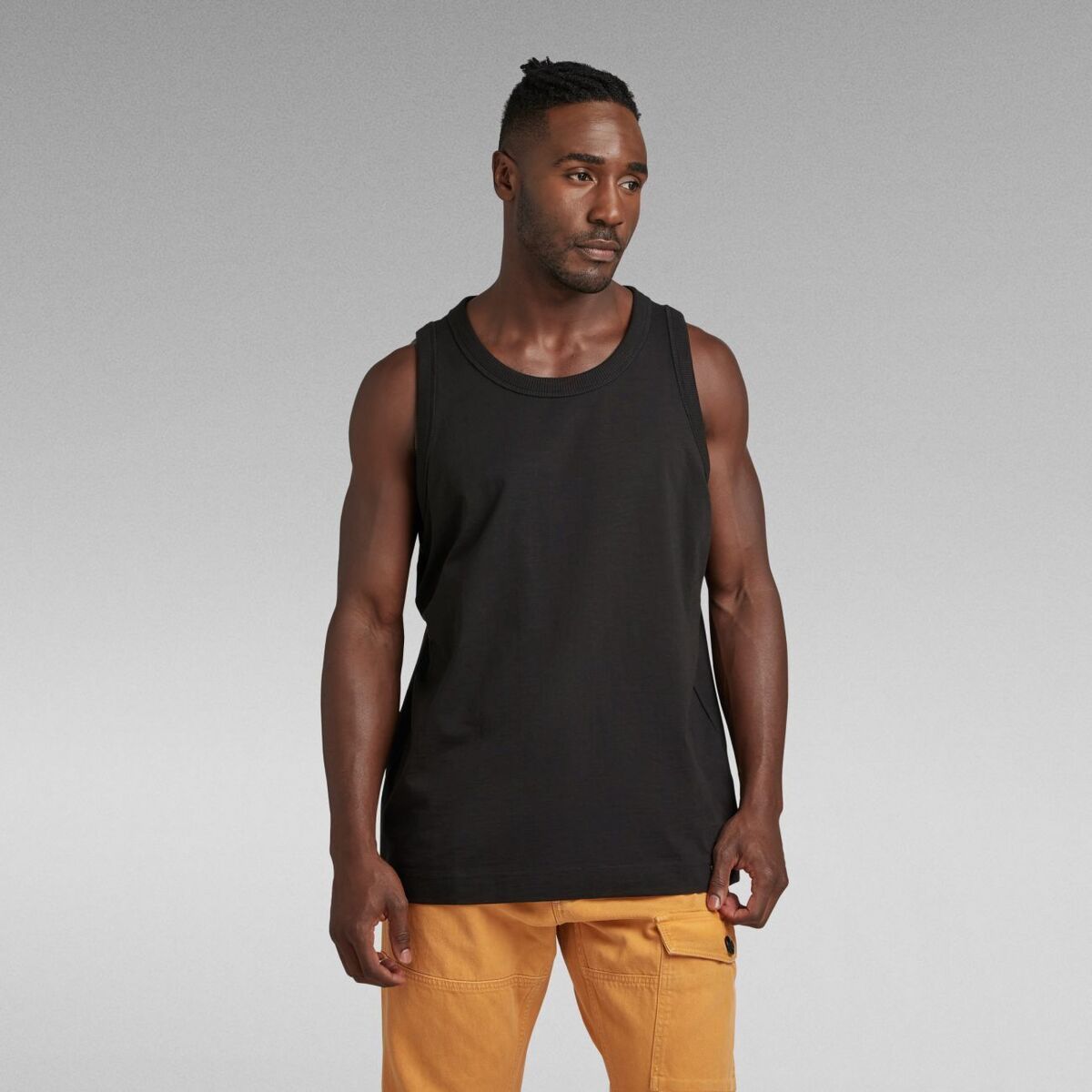 Vêtements Homme Débardeurs / T-shirts sans manche G-Star Raw D23196 B255 - ESSENTIAL TANK-6484 BLACK Noir