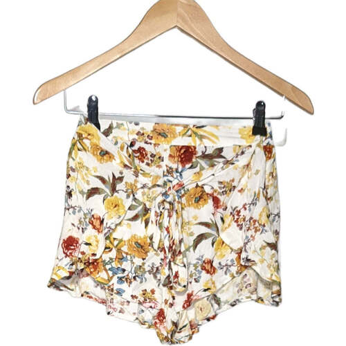 Vêtements Femme Shorts / Bermudas Achetez vos article de mode PULL&BEAR jusquà 80% moins chères sur JmksportShops Newlife short  34 - T0 - XS Blanc Blanc