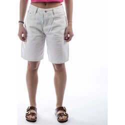 Vêtements Femme Shorts / Bermudas Calvin Klein Jeans Shorts  90S Straight Bianco Blanc