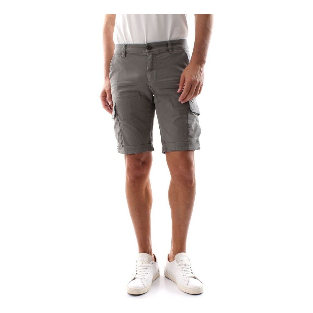 Vêtements Homme Shorts / Bermudas Mason's CHILE BERMUDA - 2BE22146-531 ME303 Gris