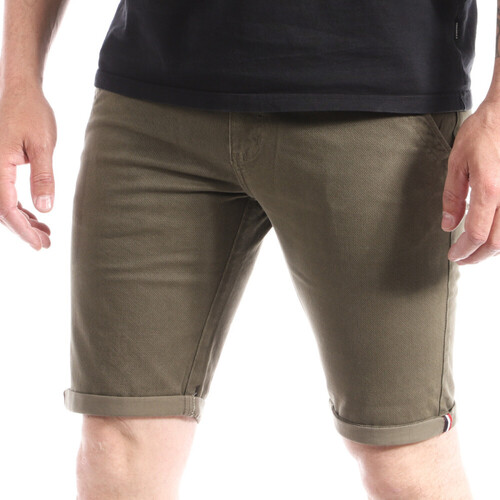 Vêtements Homme Shorts / Bermudas Gelny Blk Sherpa MB-VAREN-2 Vert
