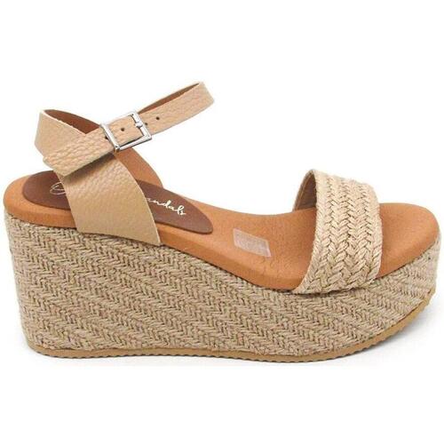 Chaussures Femme Amazing how the same shoe can perform completely different when you change the material Oh My Sandals Calvin Beige