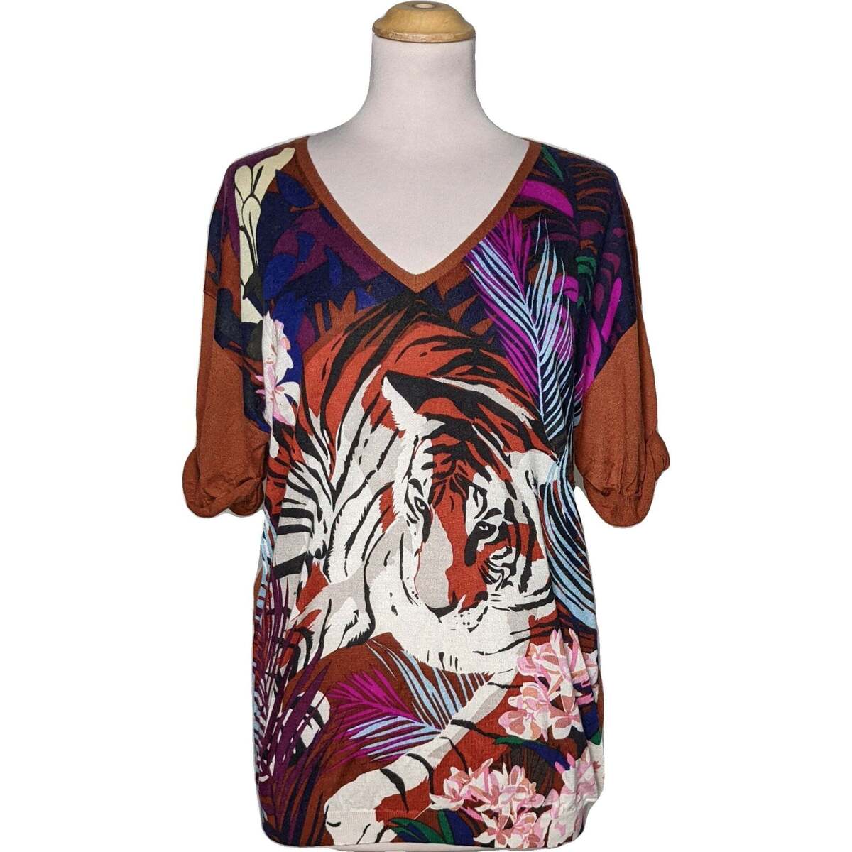 Vêtements Femme T-shirts Tigers & Polos Eric Bompard 38 - T2 - M Marron