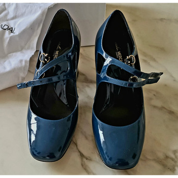 Chaussures Femme Ballerines / babies Sans marque Très beaux escarpins babies bleus vernis  Atelier Mercadal Bleu