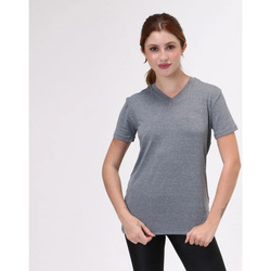 Vêtements Femme T-shirts manches courtes Uv Line Classics  UPF 50+ Gris