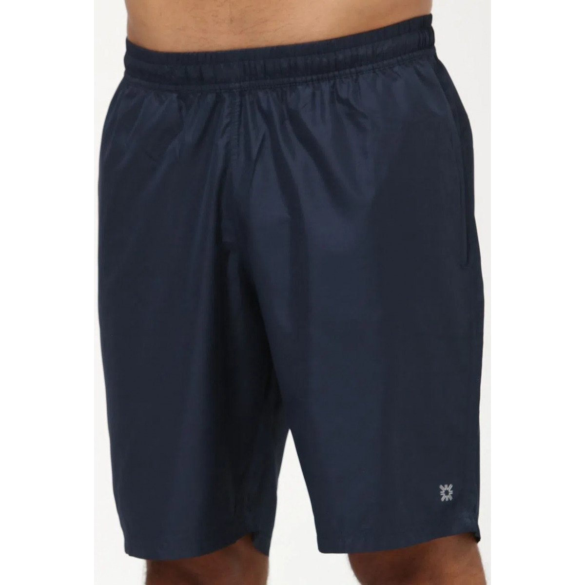 Vêtements Homme Shorts / Bermudas Uv Line Classics Marine