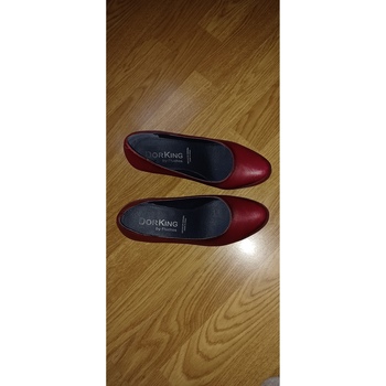 Chaussures Femme Escarpins Dorking Escarpins rouge Bordeaux