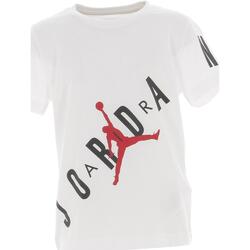 Vêtements Garçon T-shirts manches courtes Nike stretch out ss tee Blanc