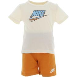Vêtements Enfant T-shirts Basic manches courtes Nike B nsw lnt short set Beige