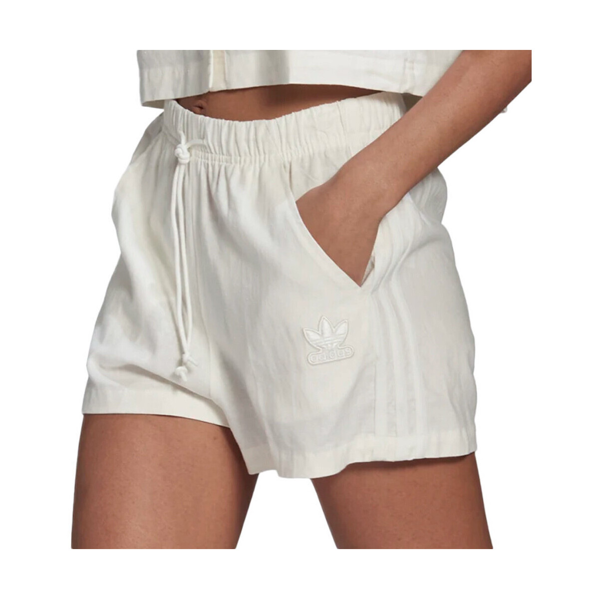 Vêtements Femme Shorts / Bermudas adidas Originals HC1944 Blanc
